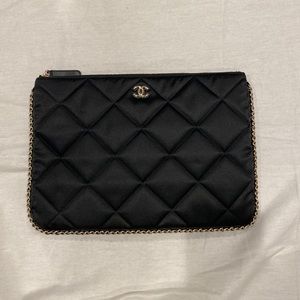 Chanel envelope bag - black satin